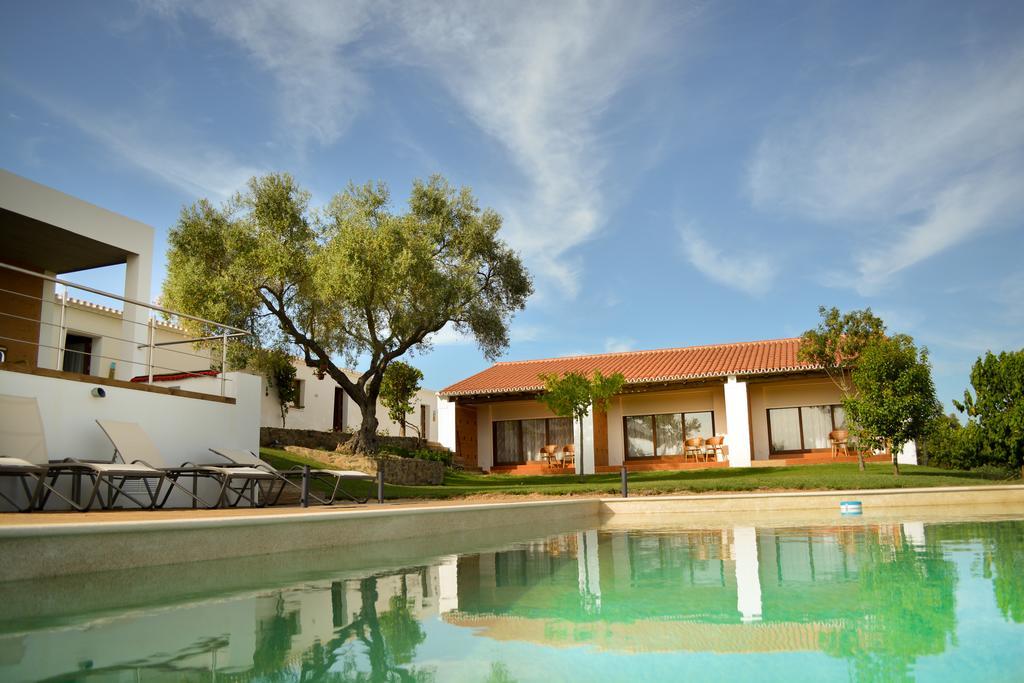 Melrinitas Turismo Rural Hotel Serpa Esterno foto