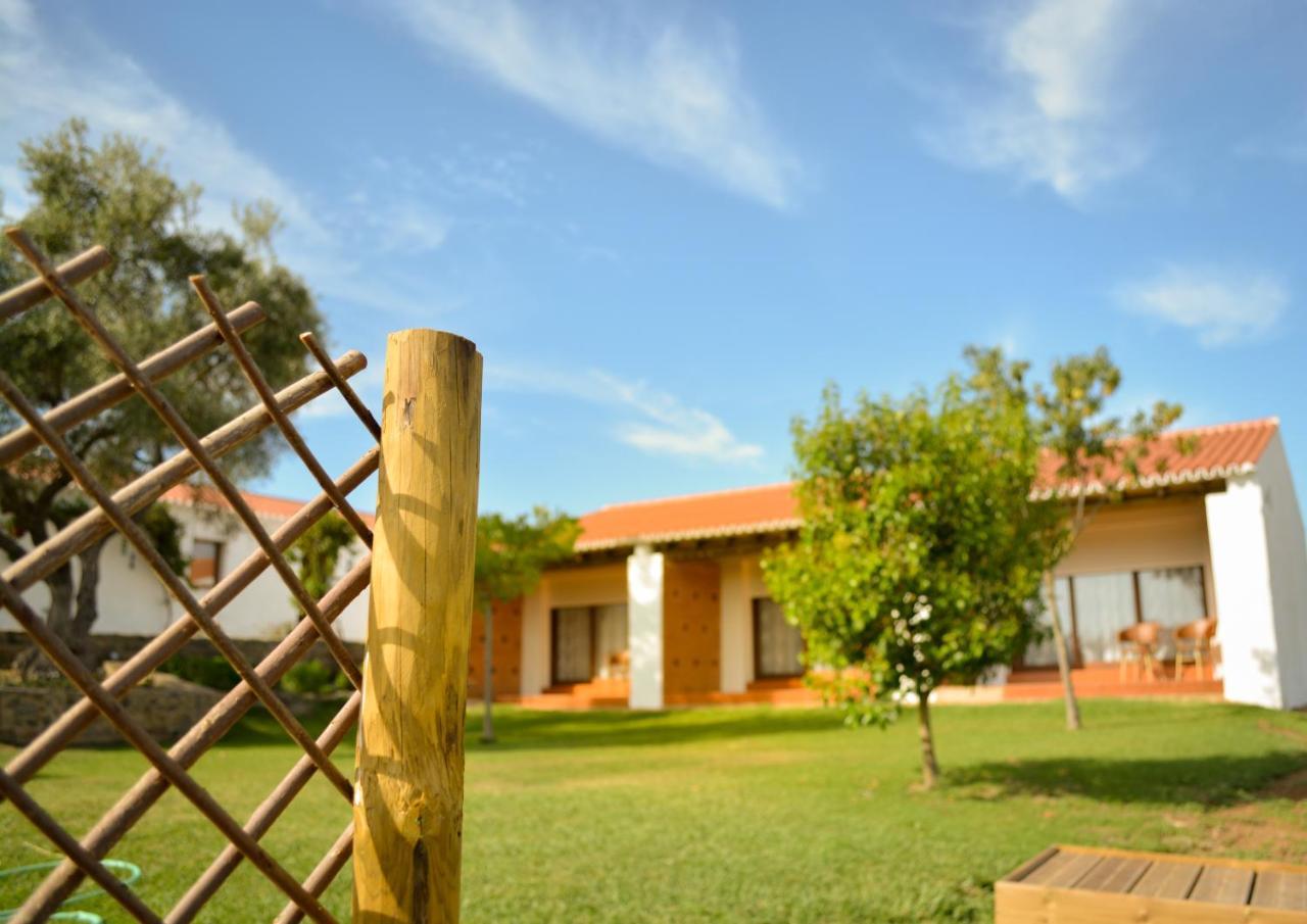 Melrinitas Turismo Rural Hotel Serpa Esterno foto